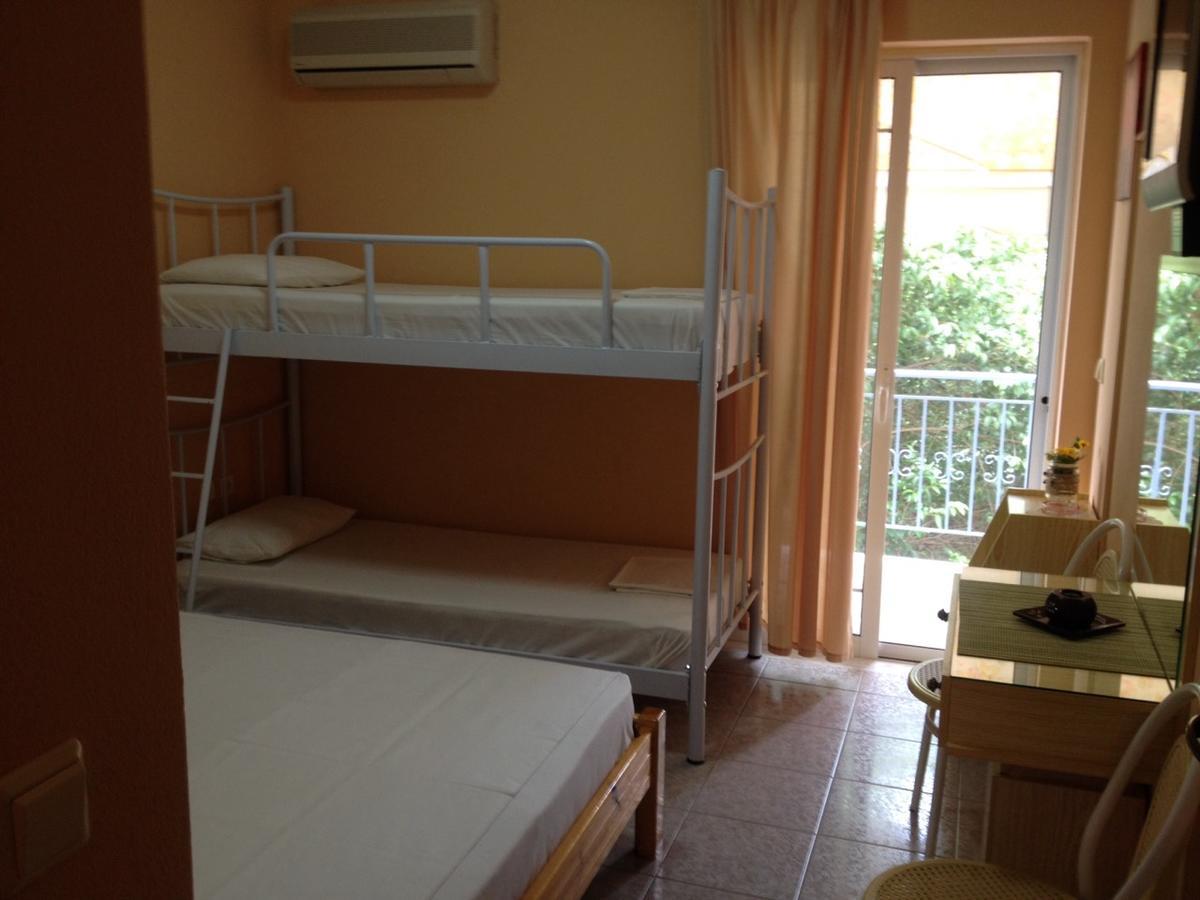 Despoina Apartments Edipsos Extérieur photo